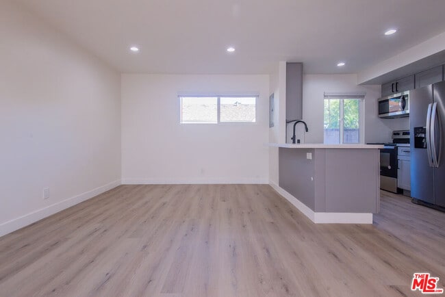 Photo - 2757 Andreo Ave Unit 3