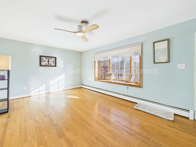 Photo - 1508 Chesley Pl