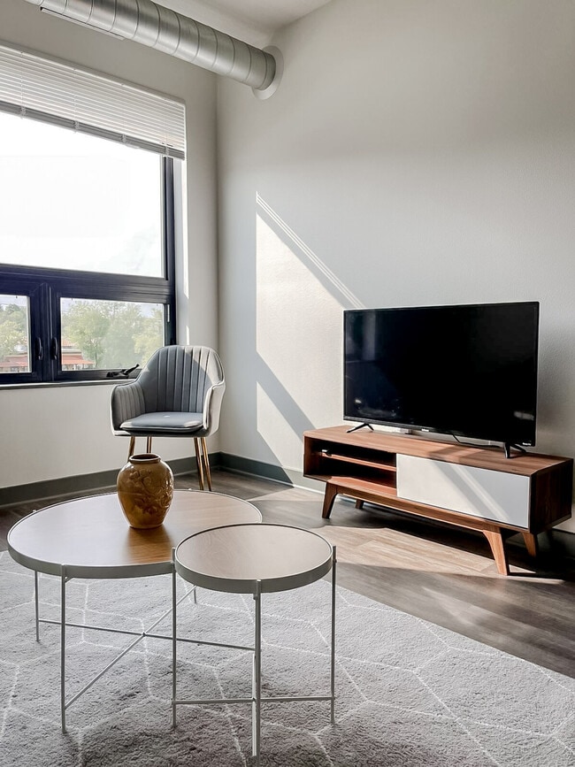 Photo - 1261 8th St Unidad ID1036843P