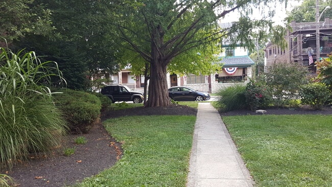 Photo - 885 Dennison Ave Unit B