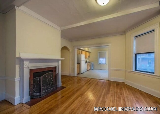 Building Photo - 26 Hamilton Rd