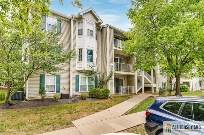 Building Photo - 35 Brighton Way Unit 35 Rental