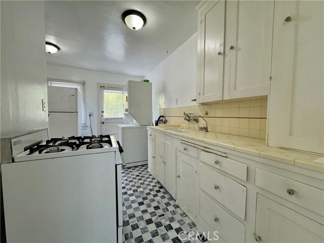 Photo - 1714 Gillette Crescent Unit B