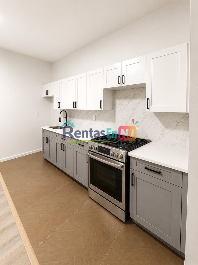 Building Photo - 319 Hawthorne Ave Unit 1L