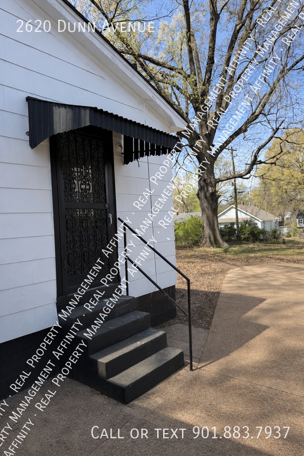 Photo - 2620 Dunn Ave