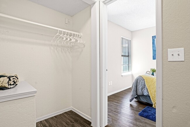 Diamond Creek Apartments