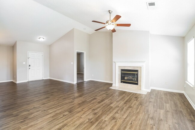 Photo - 12112 Chantress Ln