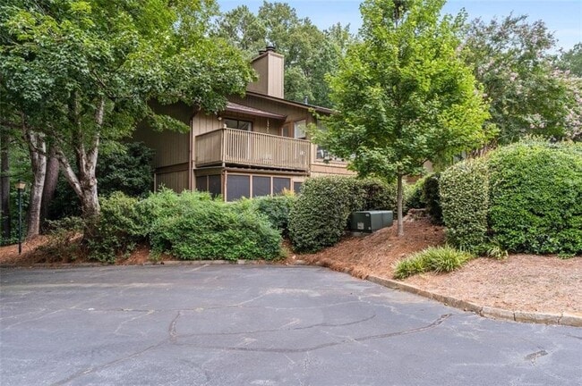 Photo - 1004 Dunbar Dr