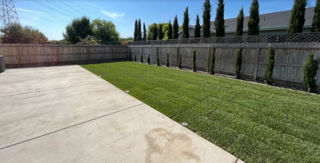 Photo - 2494 Valdes Dr