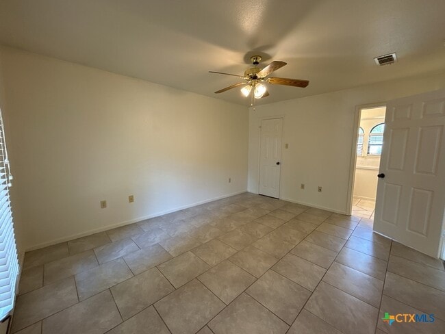 Photo - 3820 Water Oak Dr