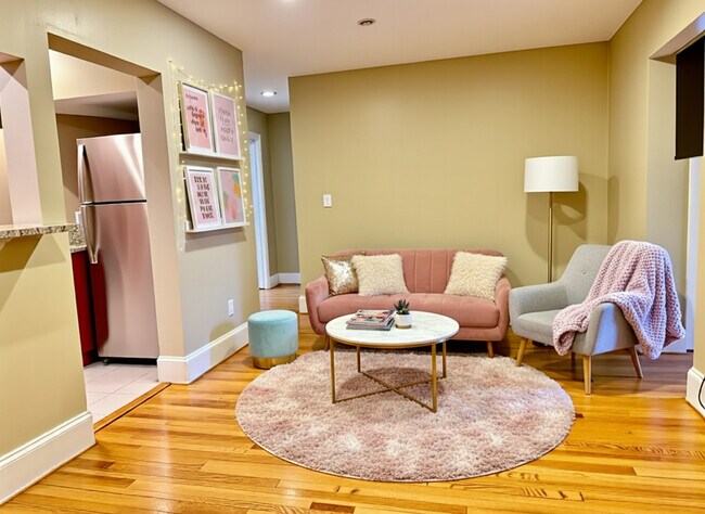 Photo - 66 Egmont St Unit 3