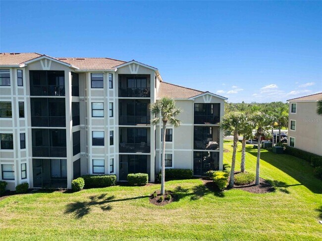 7015 River Hammock Dr Unit 201
