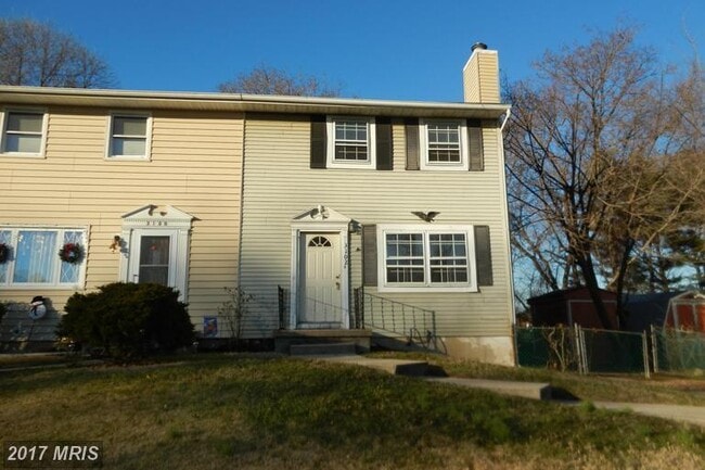 Building Photo - EDGEWOOD - WILLOUGHBY WOODS DUPLEX Rental