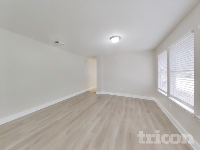 Photo - 18835 Atasca Oaks Dr