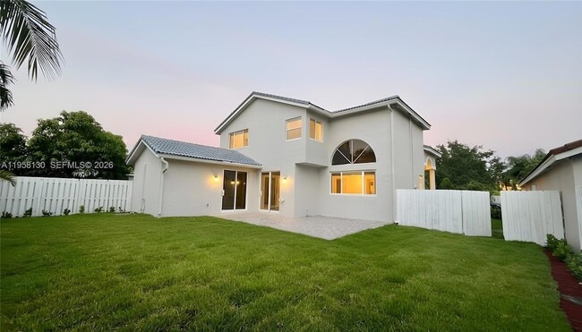 Photo - 212 SW 179th Ave