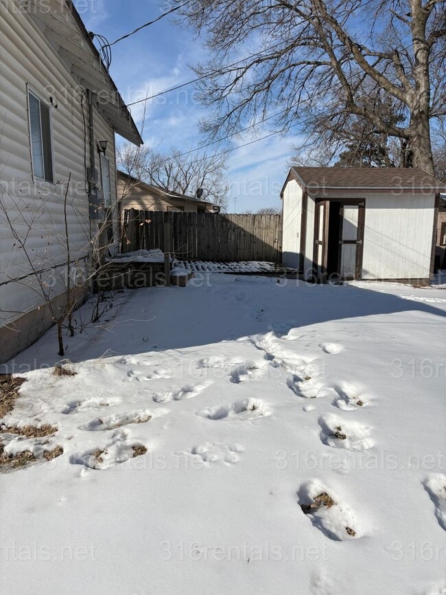 Photo - $899 - 2 bed 2 bath - Single Family Home