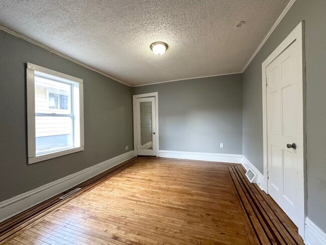Photo - Great 3 bedroom duplex in Minneapolis!