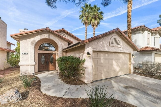 Photo - 4909 Fiesta Lakes St