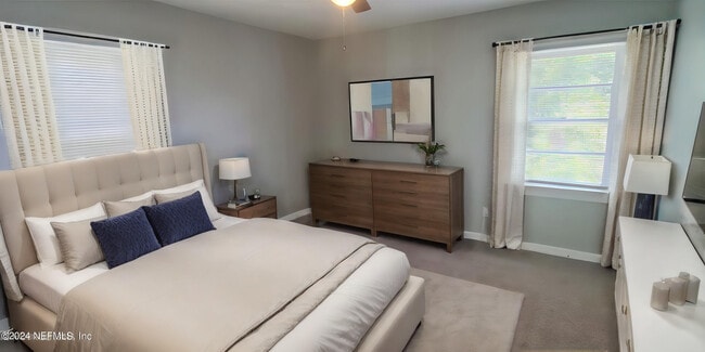 Photo - 2050 Dellwood Ave