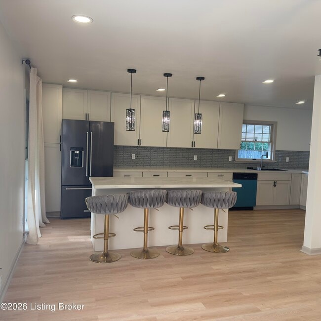 8909 Gonewind Ct