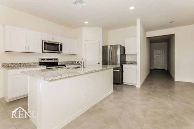 Photo - 35621 W San Capistrano Ave