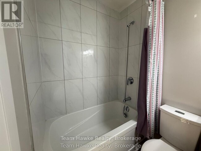 Photo - 521 Bay St Unité 5B