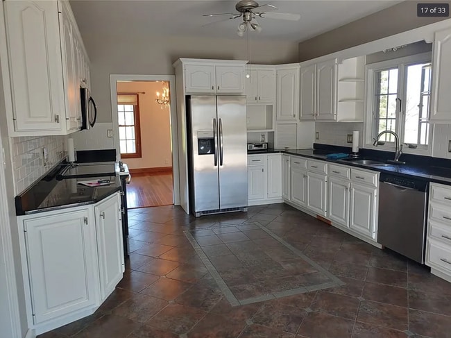 Photo - 11969 E Terre Haute Rd