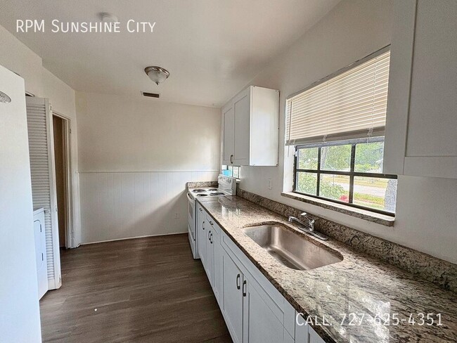 Photo - 3467 16th Ave S