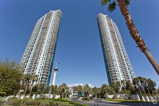 Building Photo - 222 Karen Ave Unit 3006 Rental