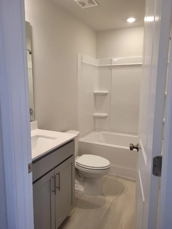 Photo - 1950 Rosedale Rdg Ave