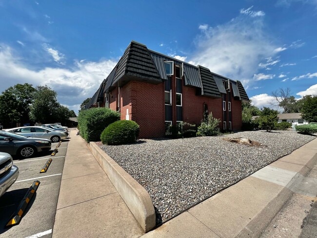Building Photo - Robertson1001 (KC-DT) Unit C6
