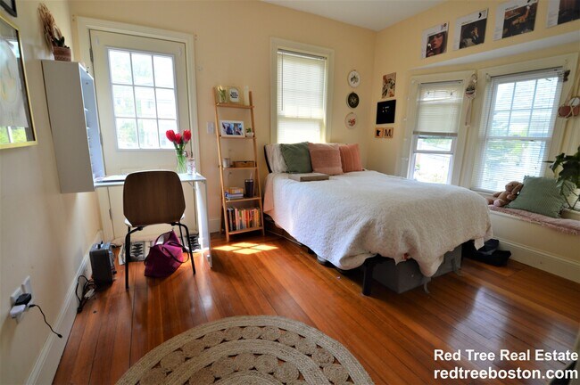 Photo - 74 Brooks St Unidad 2