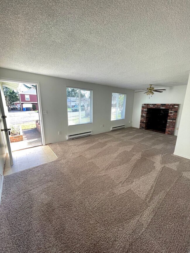 Photo - 4 Bedroom Single Family Tacoma Home
