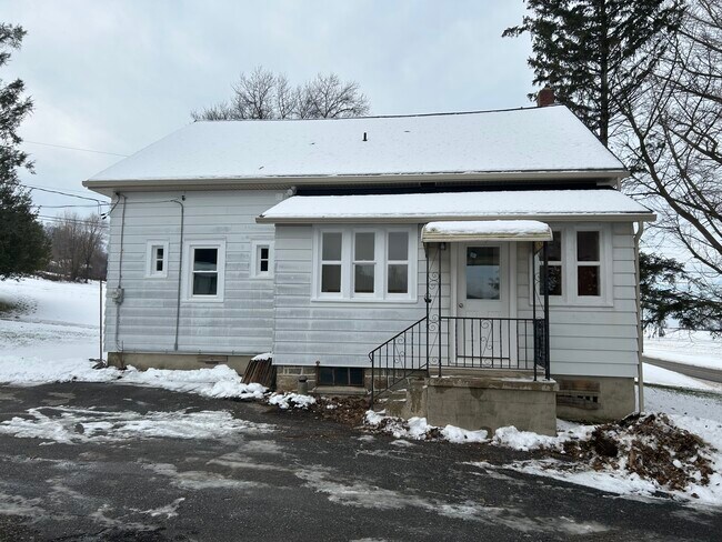 Photo - 5072 Strasburg Rd