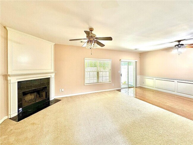 370 Creek Manor Way
