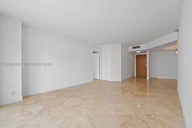 Photo - 3610 Yacht Club Dr Unit 1807