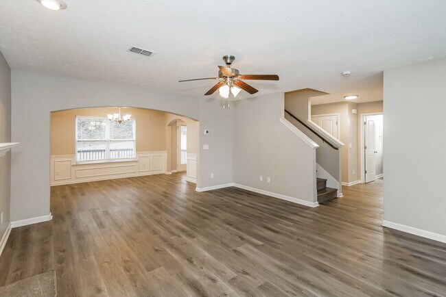 Photo - 1732 Elijah Ryan Dr