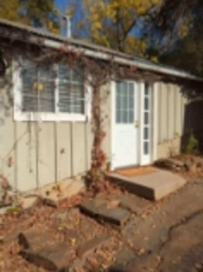 Building Photo - 197 Theall St Unit 197 Theall #2