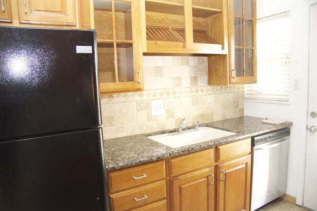 Photo - 43293 Sweetwood St