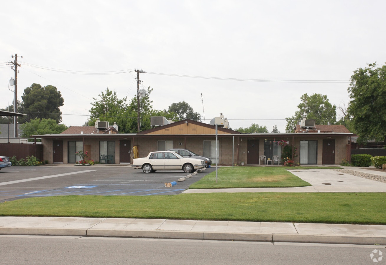 Photo - Lemoore Elderly Apartments