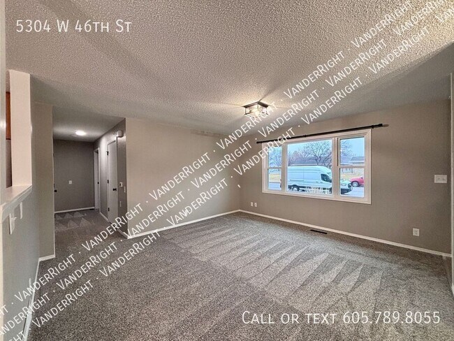 Photo - 5304 W 46th St