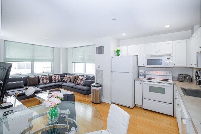 Photo - 60-62-62 Boylston St Unidad FL1-ID1240418P