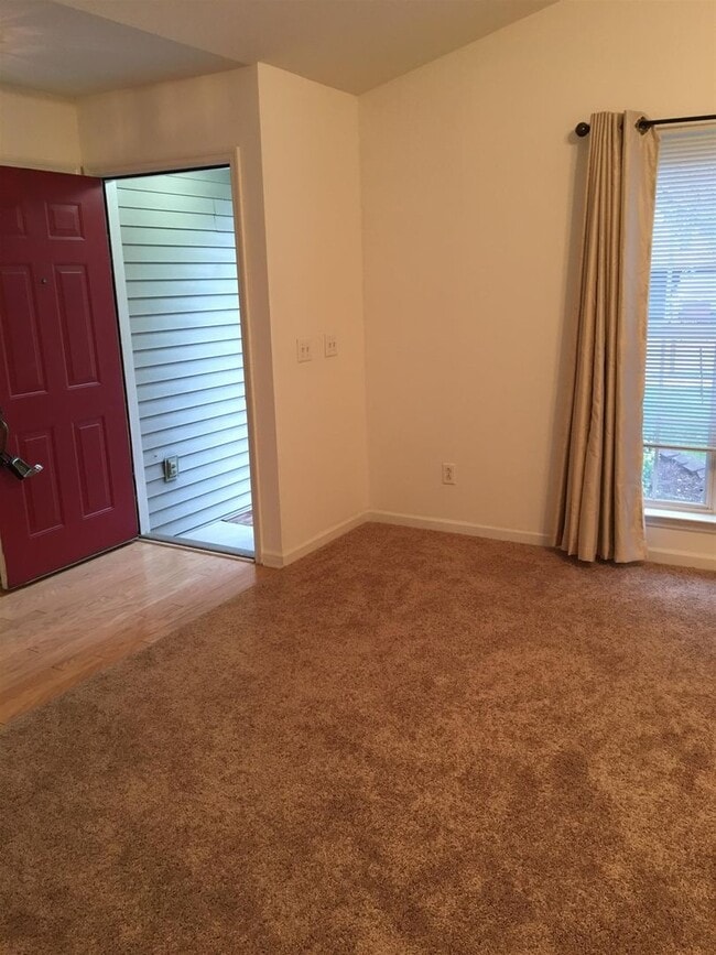 Photo - 3 Bedroom Hendersonville Ranch