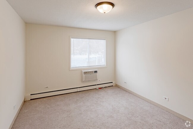 Photo - East River Plaza