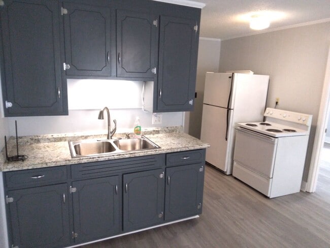Photo - Walk to the Beach, 2 Bedroom, 1 Bath, Unfurnished Condo, Utilities Included!