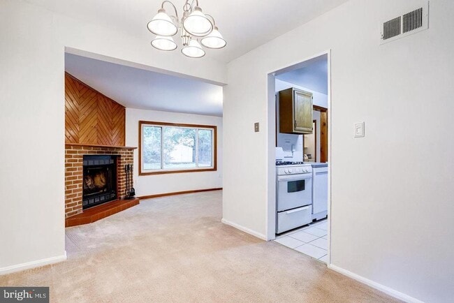 Photo - 1922 Anderson Rd