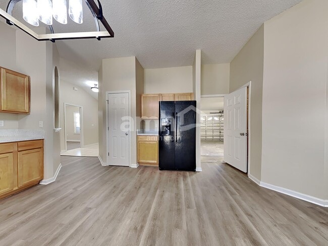 Photo - 8373 Swanton Ln