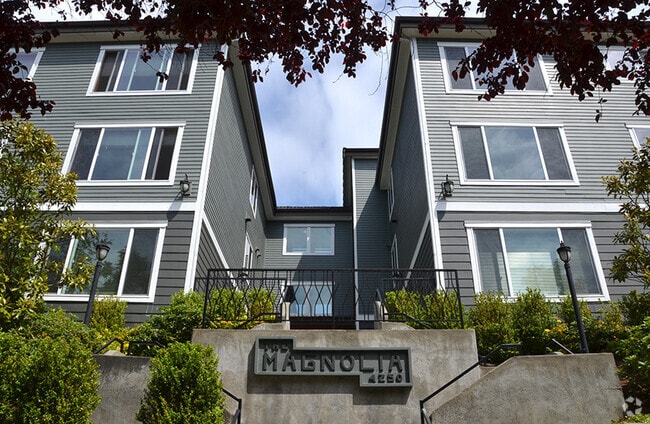 Building Photo - The Magnolia Rental