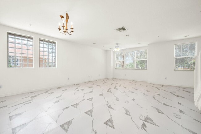 Photo - 810 Marina Del Ray Ln