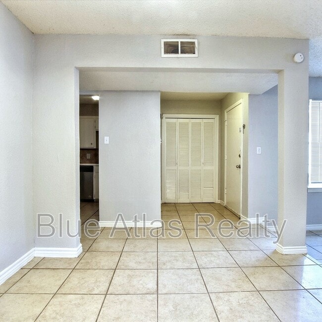 Photo - 5354 Wonder Dr